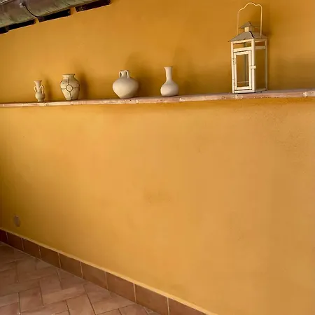 Le Ginestre Apartment *