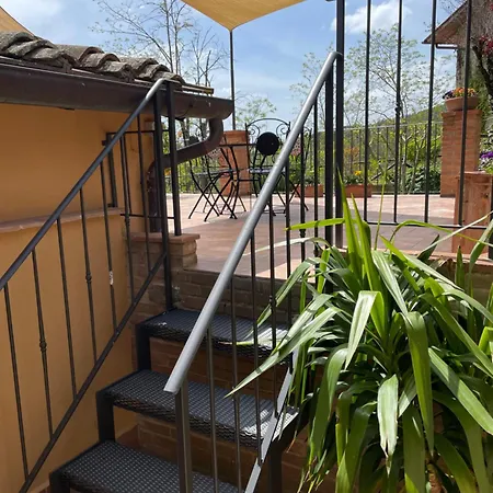 Le Ginestre Apartment *